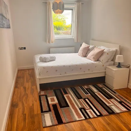 Luxurious River View * London