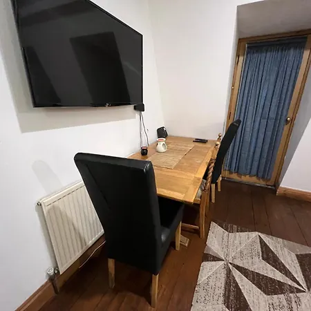 Apartment Craven Court