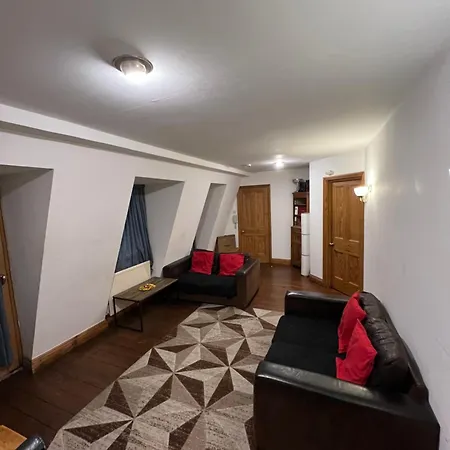 Apartment Craven Court *