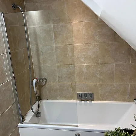 Craven Court Apartment London