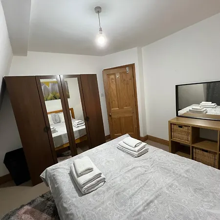 Craven Court *
