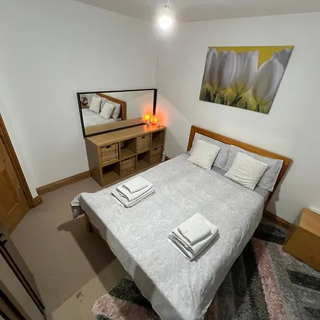 Apartment Craven Court London