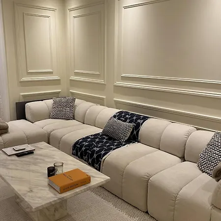 Apartment Luxury One-bedroom In