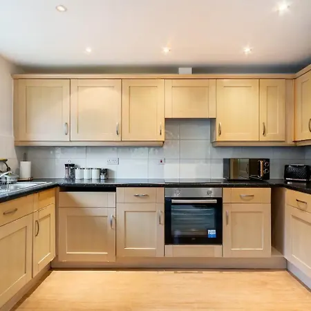 Apartment Live The Wembley Buzz! Stylish Flat Near Station & Amenities *
