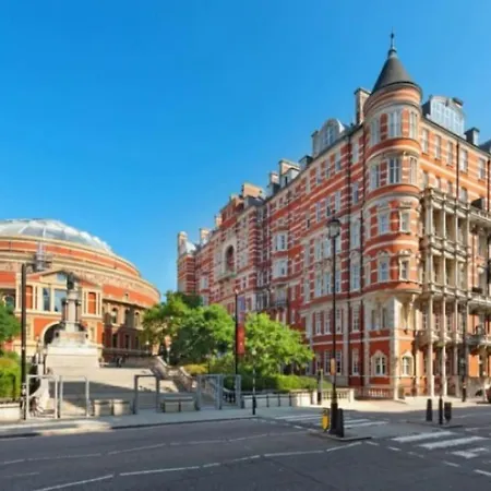 Stunning Hyde Park Apartment London