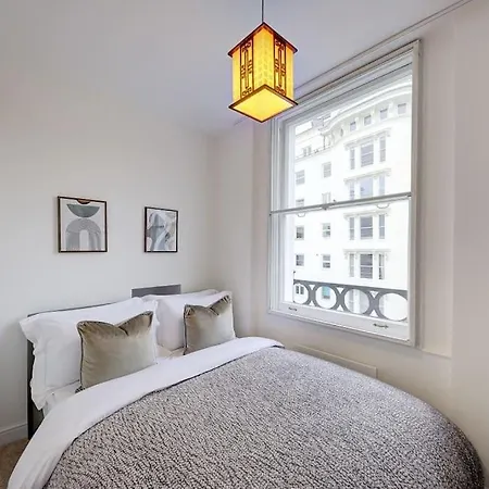 Apartment Stunning Hyde Park *