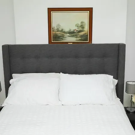 Apartment Impeccable 3 Bedroom House Plumstead (Greater London)