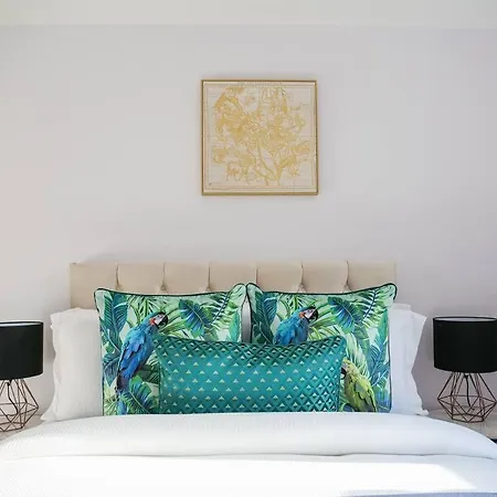 Stylish Retreat For Your Short Getaway London