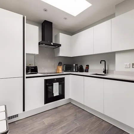 Hausd - Soho Apartment *