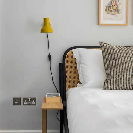 Hausd - Soho Apartment