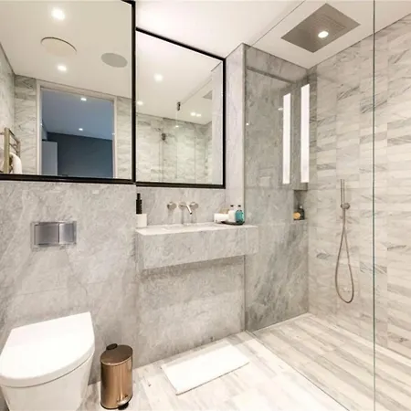 Oxford Street Station Lovely Lux Flat Sleeps Up To 6 Apartment