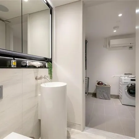 Oxford Street Station Lovely Lux Flat Sleeps Up To 6 *