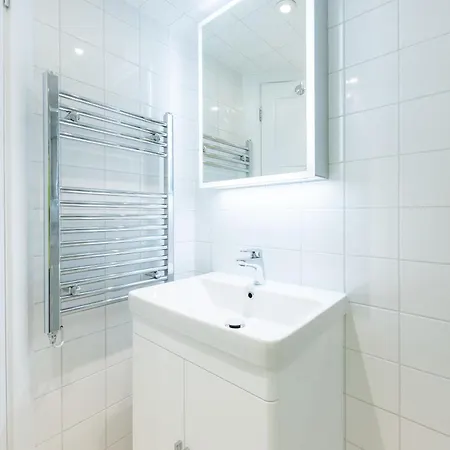 By Hyde Park Appartement *