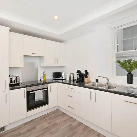 Choice - Gloucester Road - Kensington Apartment *