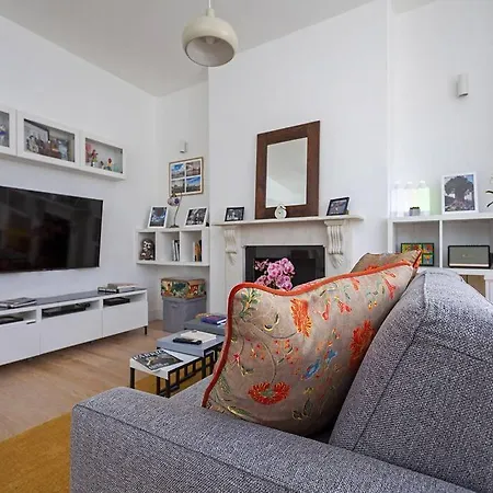 Shirlock - Italianflat Apartment