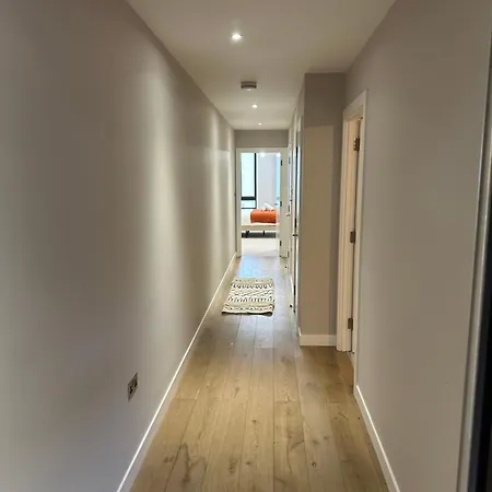 Apartment Richardson Deluxe London