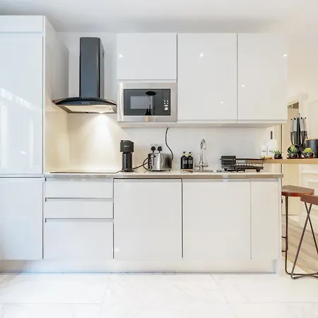 Hyde Park 2bedrooms 1bath *