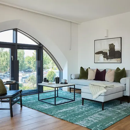 Bridge By Viridian Apartment *