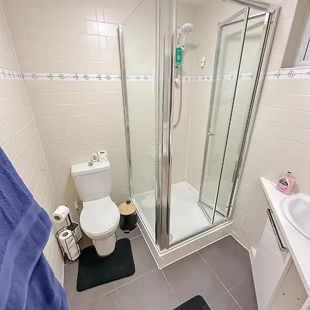 Stunning Garden House - Free Wifi & Parking * Hendon
