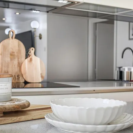 Hububb Luxury Leinster Gardens شقة *