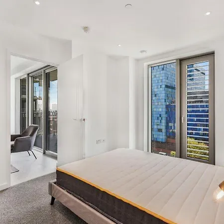 Apartment E1 Luxury London