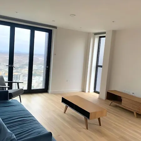 Apartment Magnificent At Ten Degrees In Croydon