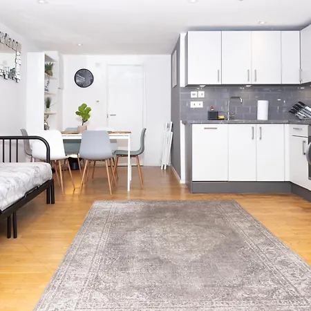 Cosy Ground Floor Appartamento