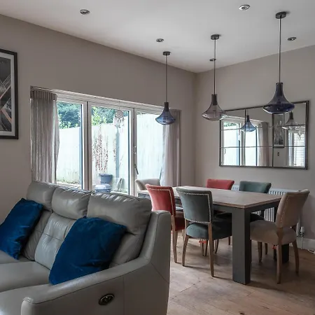 Quirky, Vintage 2 Bed Flat Apartamento