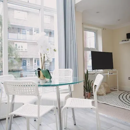 Apartamento Stylish 2bed With Sky Window *