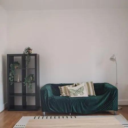 Apartment 2 Bedrooms Flat In Hammersmith
