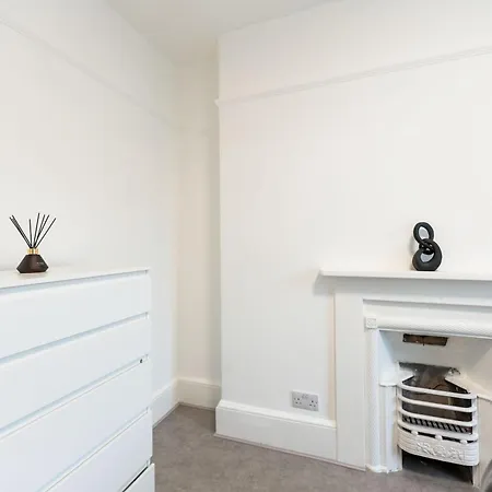 Luxury 2 Bedroom Flat In Balcombe Street London