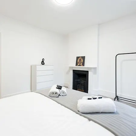 Apartment Luxury 2 Bedroom Flat In Balcombe Street *
