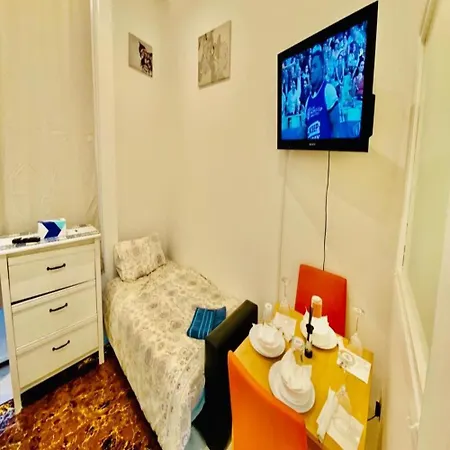 Ground Floor Flat Hyde Park *