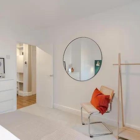 Apartment The Clissold, Two Bedroom N5