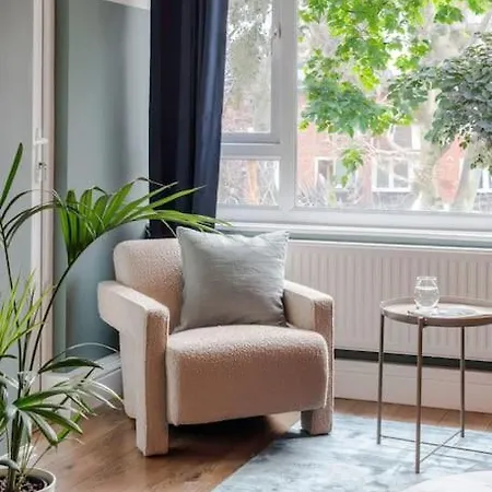Apartment The Clissold, Two Bedroom N5 London