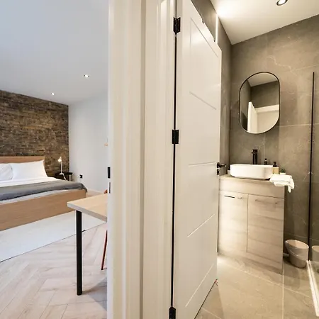 The Battersea Scenery - Elegant 2bdr Flat * Londres