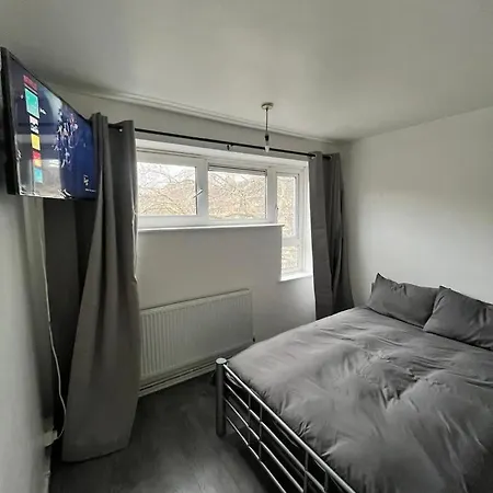 Holloway Ap Apartamento *