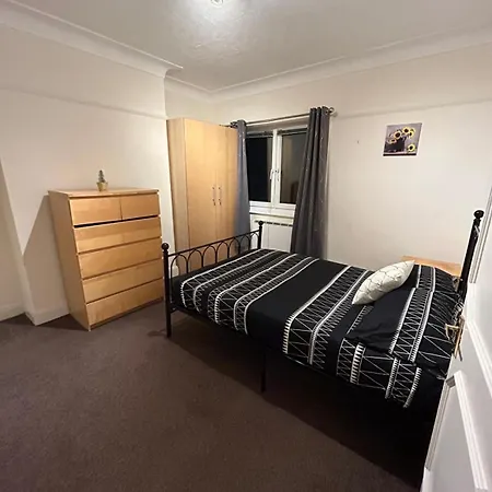 Apartment Finchley Holidays