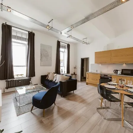 Apartment Grand Prix House *