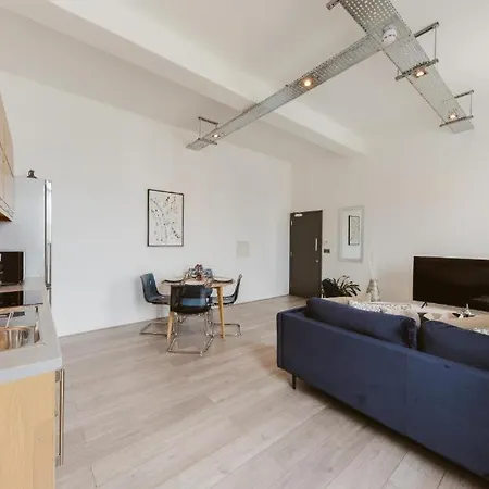 Apartment Grand Prix House *