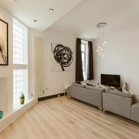 Apartment Grand Prix House *
