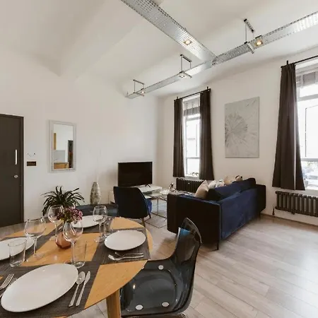 Apartment Grand Prix House