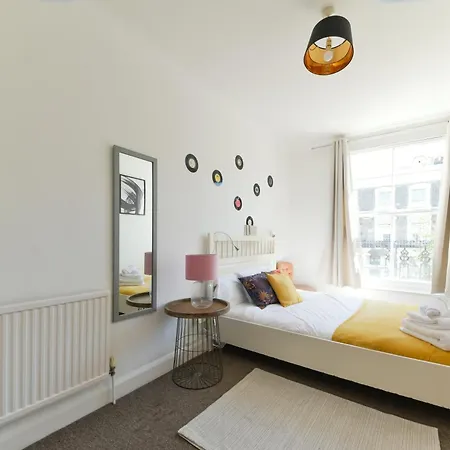 Spacious Maida Vale 2 Bed *