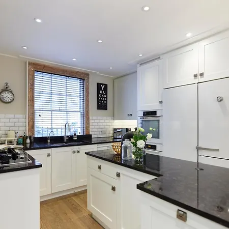 Apartment The St. Lukes Garden Place - Spacious 4bdr House With Garden And Terrace *