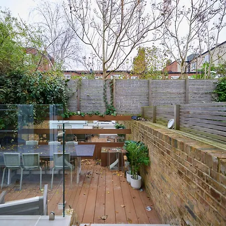 The St. Lukes Garden Place - Spacious 4bdr House With Garden And Terrace *