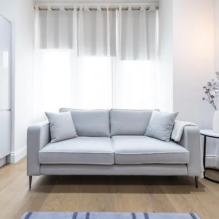 Ealing Residency Aparthotel