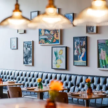 Ξενοδοχείο Radisson Red London Heathrow