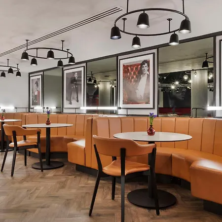 Ξενοδοχείο Radisson Red London Heathrow Harmondsworth