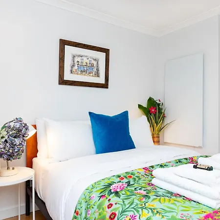 Apartment Immense Gorgeous 2br Wbalcony & Office In Chelsea *