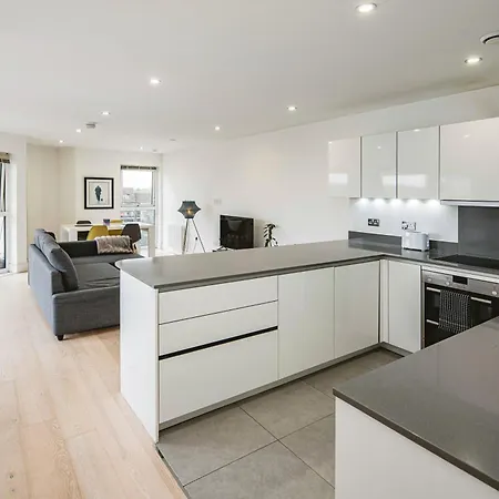 2bed Flat With The View/kingston London